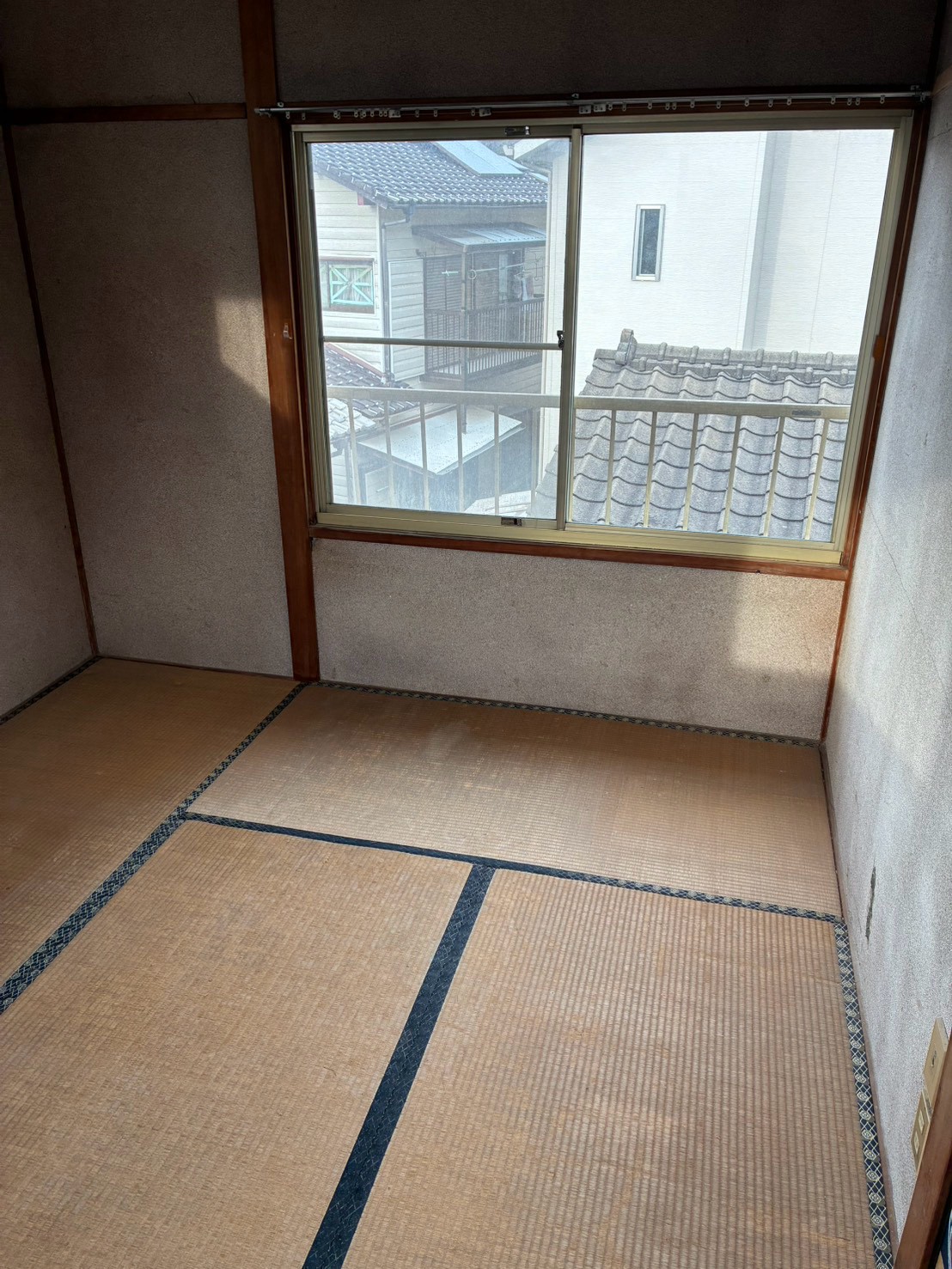 H・A様宅 搬出後:窓側から見た和室