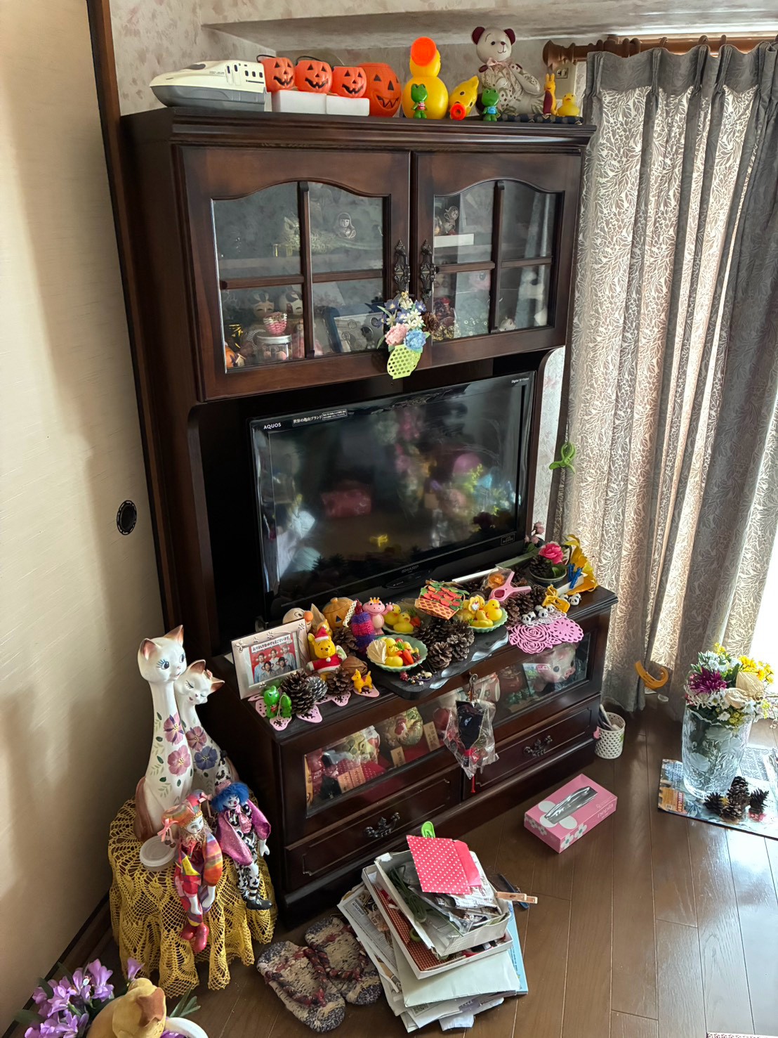 H・I様宅 作業前:飾り棚とその周囲
